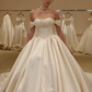 Robe de mariée classique en satin ivoire avec corset et coupe A, épaules dénudées DP8389