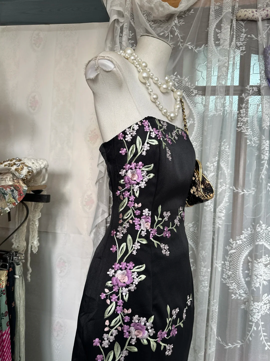 Vintage Schwarzes Blumenmuster Trägerloses Design Elegantes Etuikleid Satin Langes Abendkleid Ballkleider DP6210