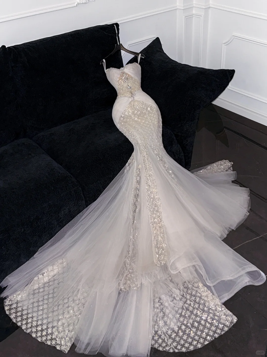 Wunderschönes Elfenbein Herzausschnitt Tüll Glitzerndes Pailletten Design Elegantes Meerjungfrau Bodenlanges Brautkleid, DP6171