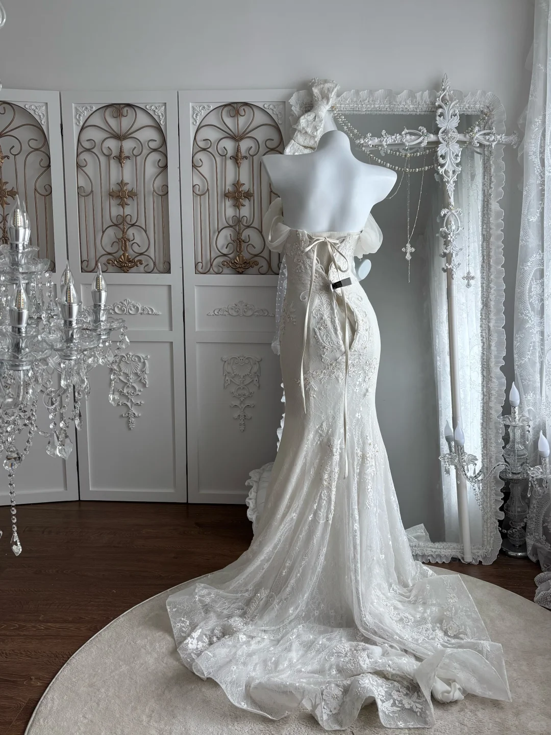 Vintage Off-the-Shoulder Sweetheart Mermaid Wedding Dress 3D Floral Lace Beaded Bridal Gown with Train DP8134