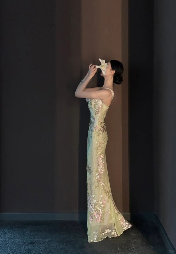 Glamorous Sage Green Floral Print Cowl Neck Satin Mermaid Prom Dress Spaghetti Strap Formal Evening Gown DP8203