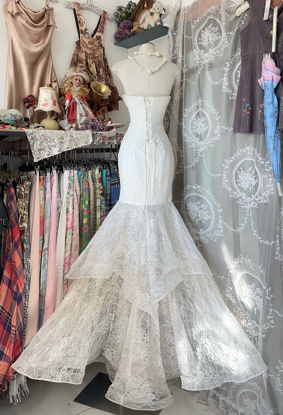 Glamorous Sweetheart Beaded Strapless Mermaid Wedding Dress DP7356