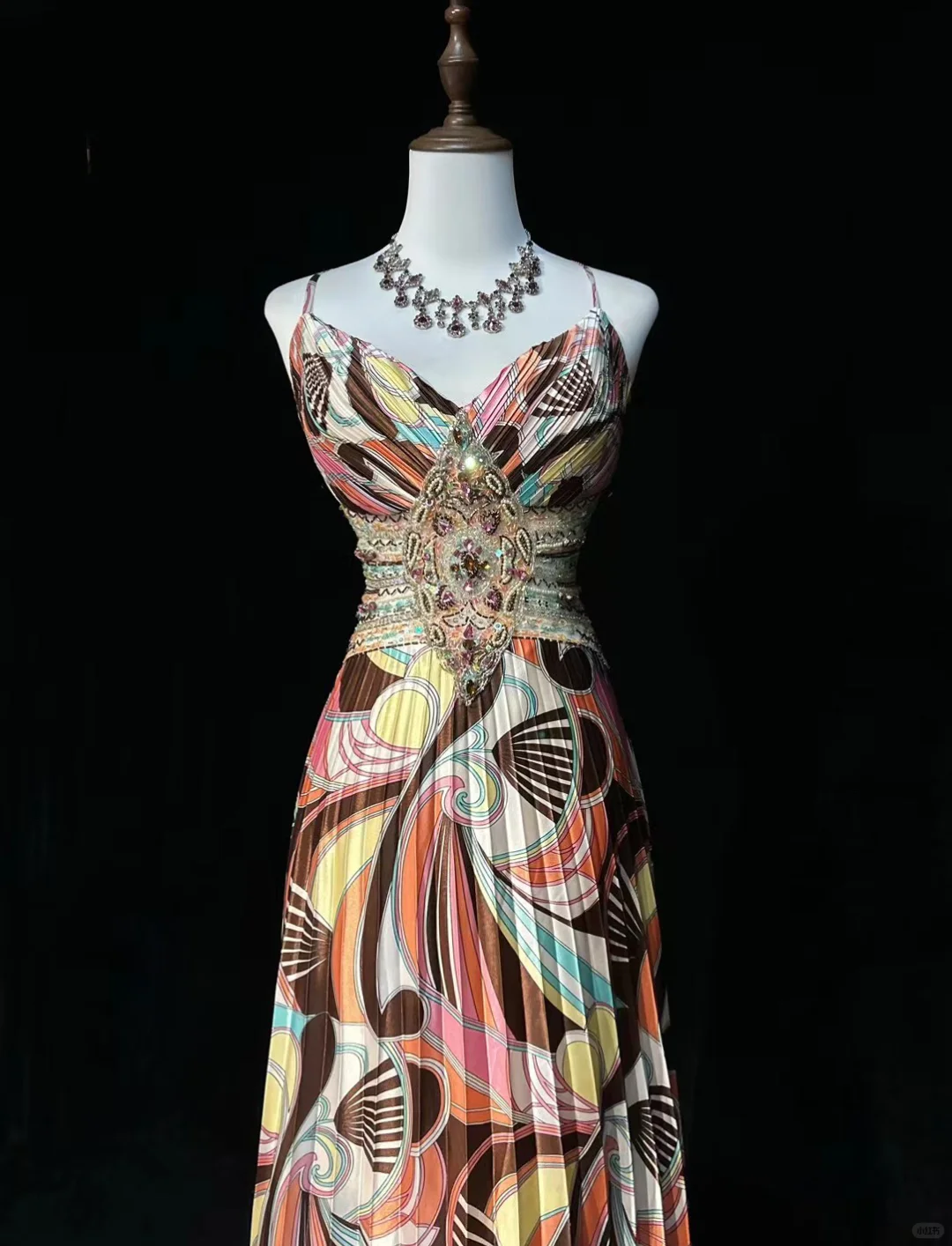 Vintage-Inspired Retro Print Spaghetti Strap Sweetheart Sheath Maxi Prom Dress DP7281