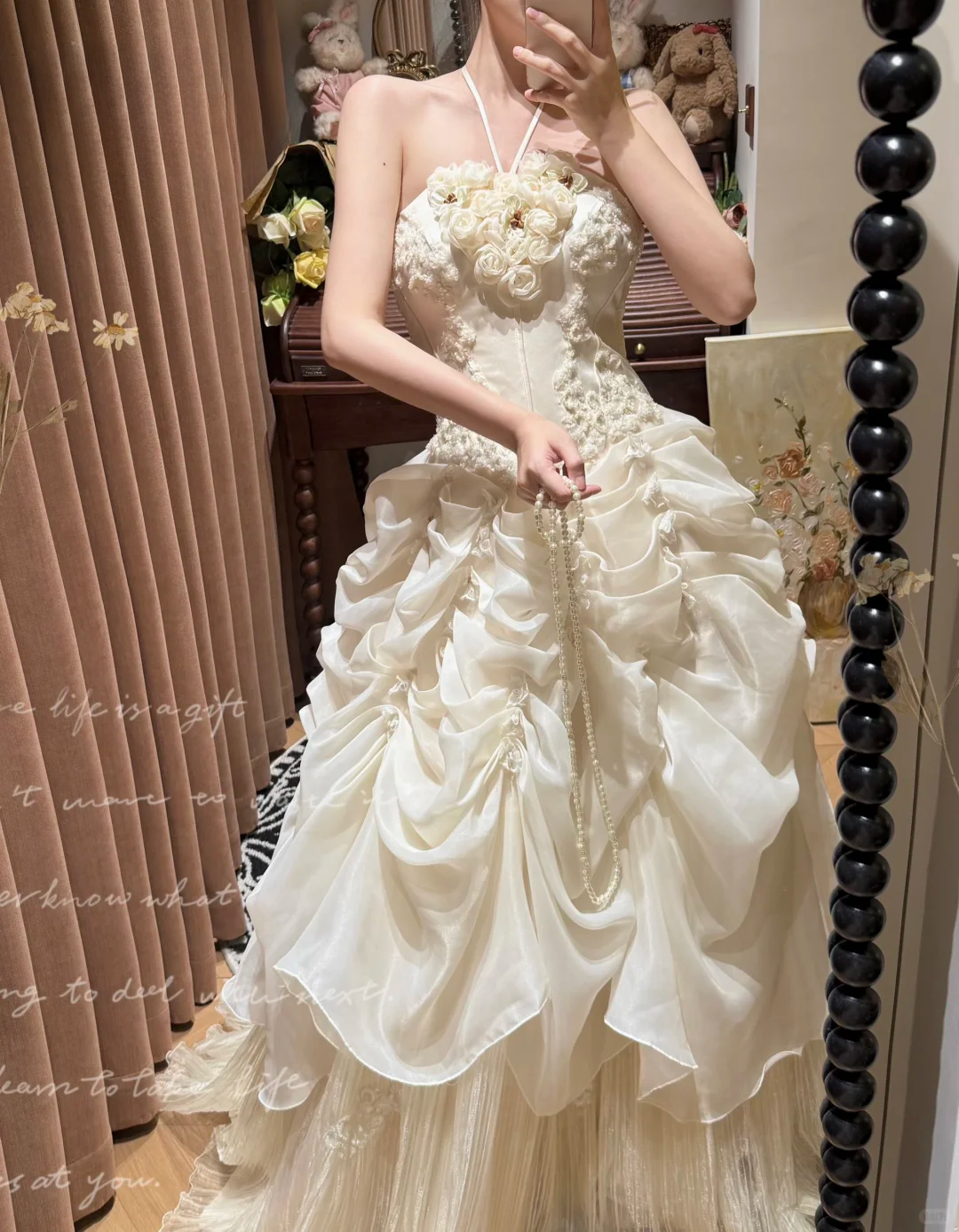 Vintage-Hochzeitskleid im romantischen 3D-Stil mit floralen Rüschen, exquisiter Spitze und Tüll, DP7251