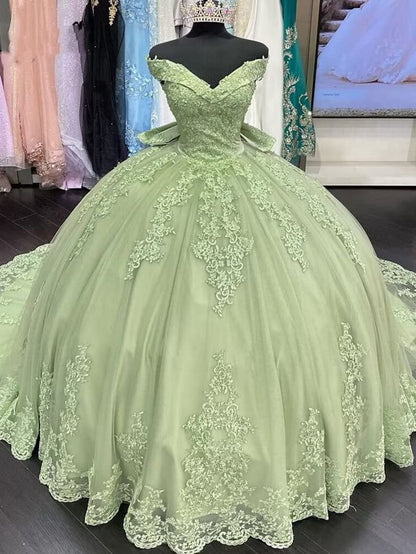 Glamorous Light Green Off-Shoulder Tulle Floral Appliques Quinceanera Ball Gown DP7151