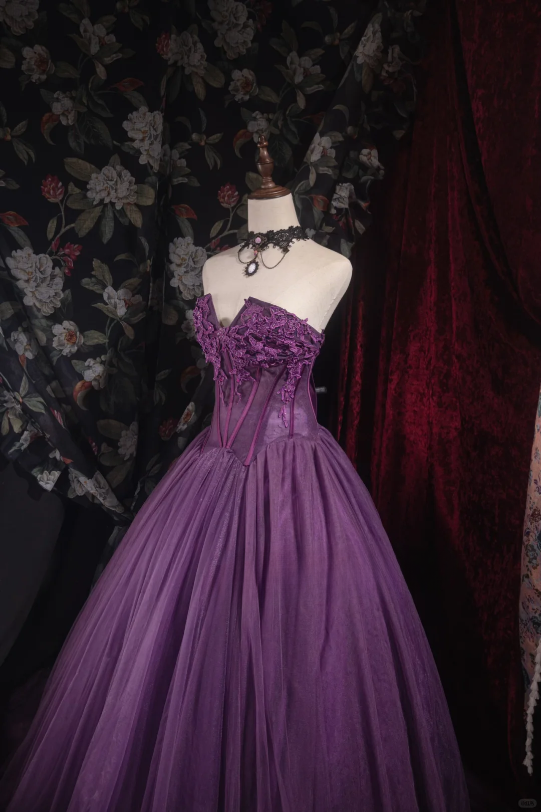 Vintage-Inspired Purple Tulle Strapless Lace Applique Sweet 16 Quinceanera Ball Gown DP7408