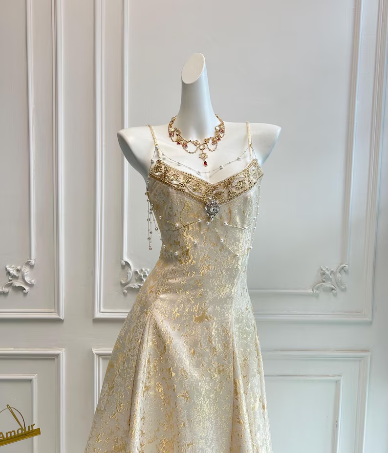 Vintage Champagne Gold Spaghetti Strap A-Line Beaded Evening Gown DP8402