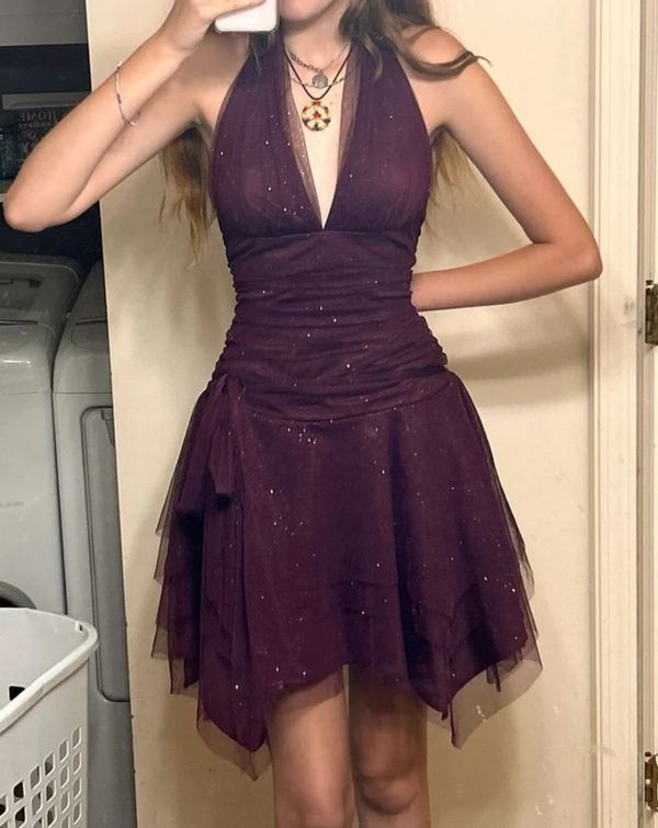 Vintage Sparkly Plum Halter V-Neck Sequined A-Line Homecoming Dress DP8680
