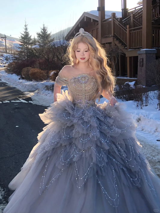 Wunderschönes, glitzerndes, schulterfreies Tüllkleid mit Pailletten und Perlen, A-Linie, Ballkleid für die Quinceanera, DP6300