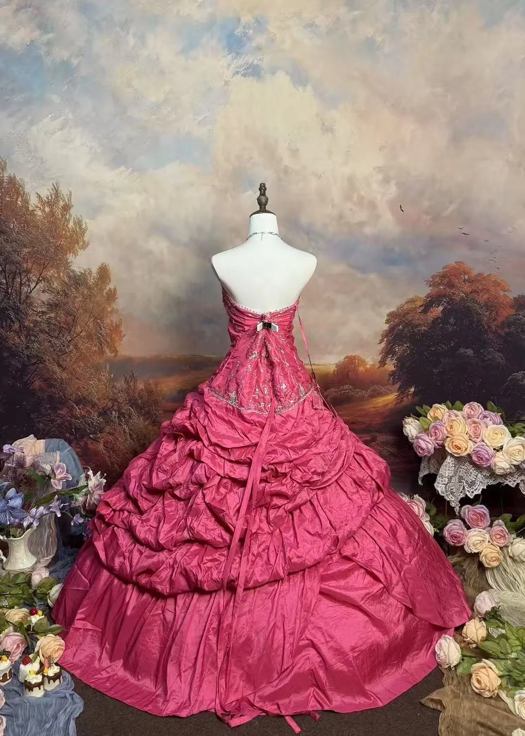 Robe de bal glamour fuchsia à strass, coupe trapèze, sans bretelles DP7060