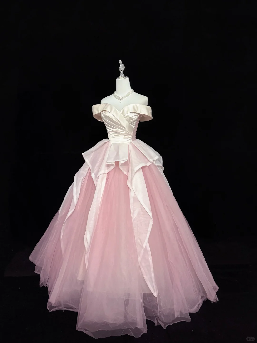 Elegant Pink Off-the-Shoulder Ball Gown Quinceanera Dress Satin Tulle Ruffled Prom Gown DP8255