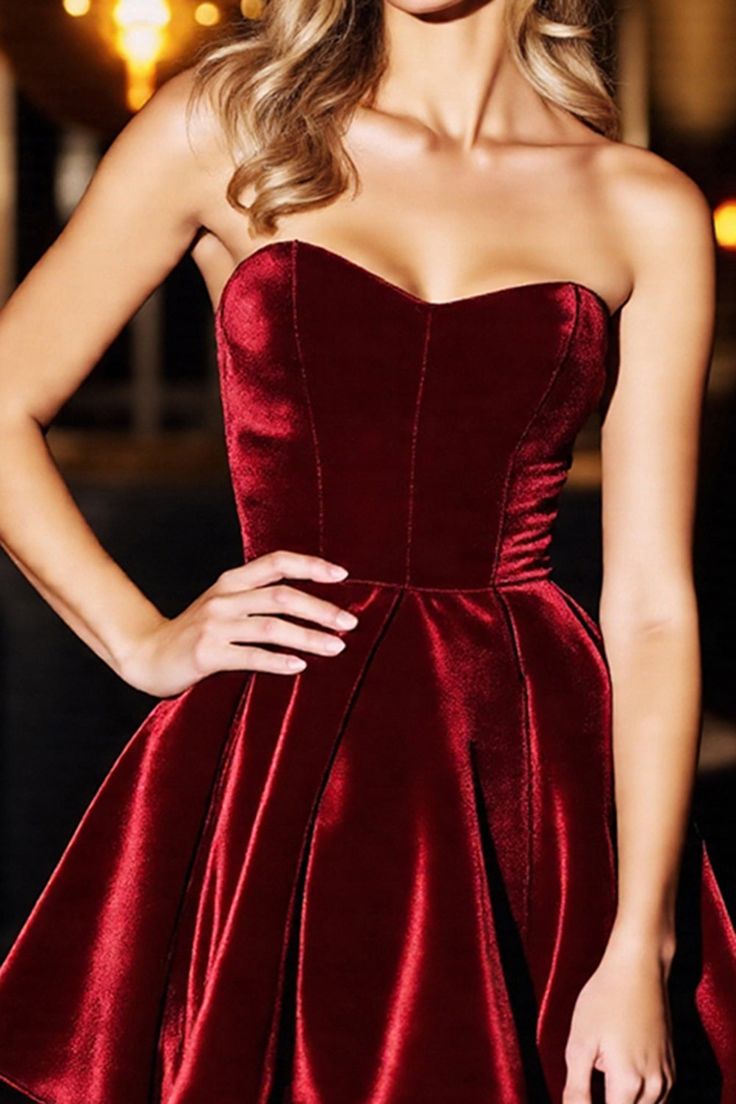 Elegant Burgundy Velvet Strapless Sweetheart Mini A-Line Homecoming Dress DP8732