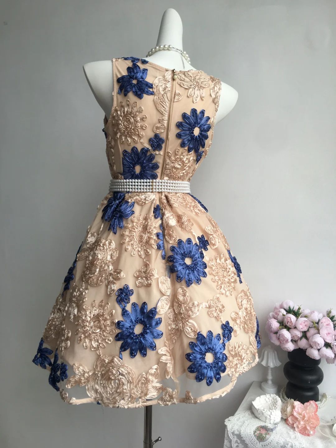 Retro Floral Applique Pearl Belt Design A-line Elegant Homecoming Dress Birthday Dress Party Dress DP6190