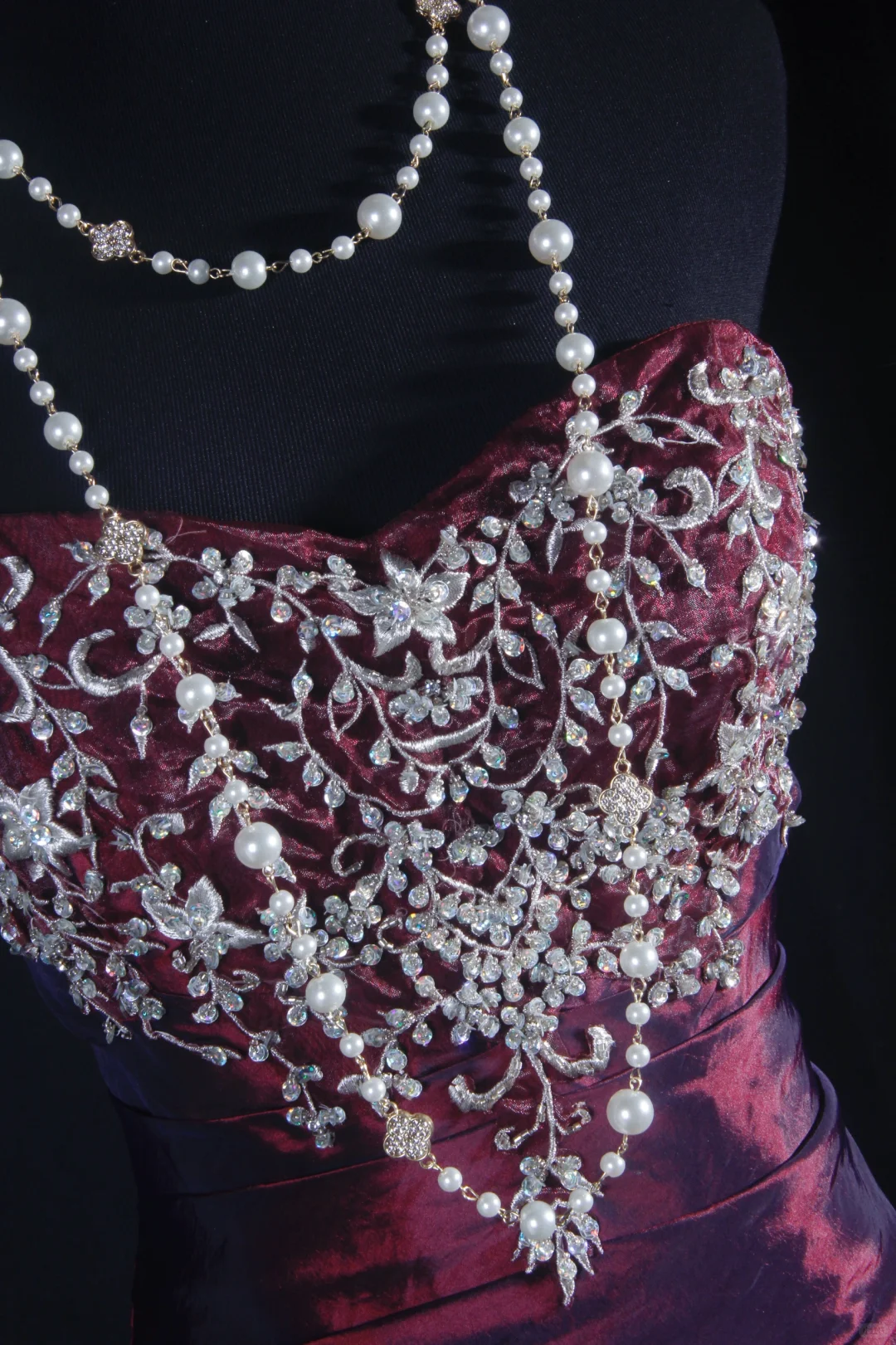 Glamorous Purple Satin Mermaid Strapless Embroidery Beaded Evening Gown DP7383