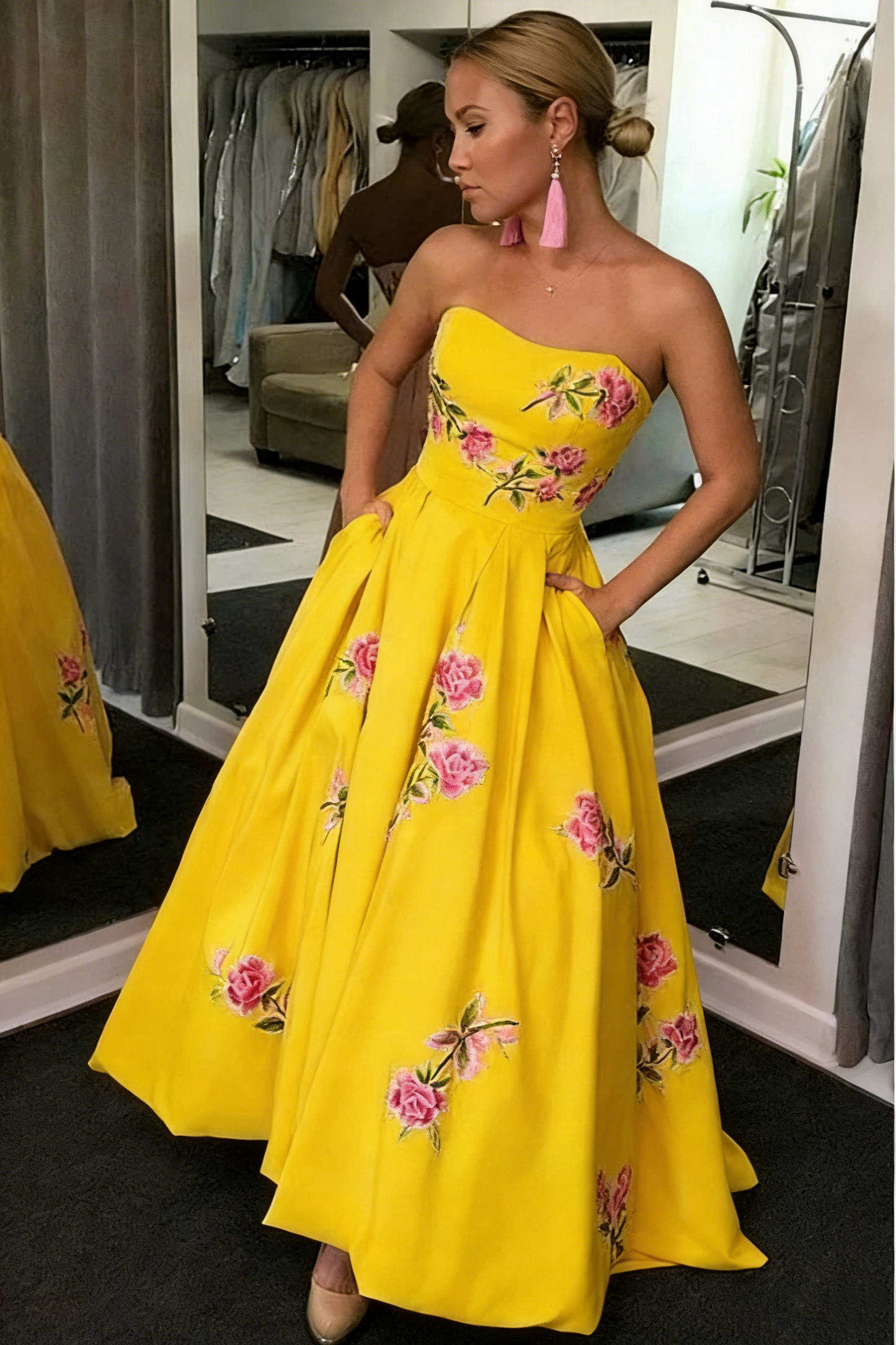 Elegant Strapless Floral Embroidered Formal Evening Gown with Pockets DS4581