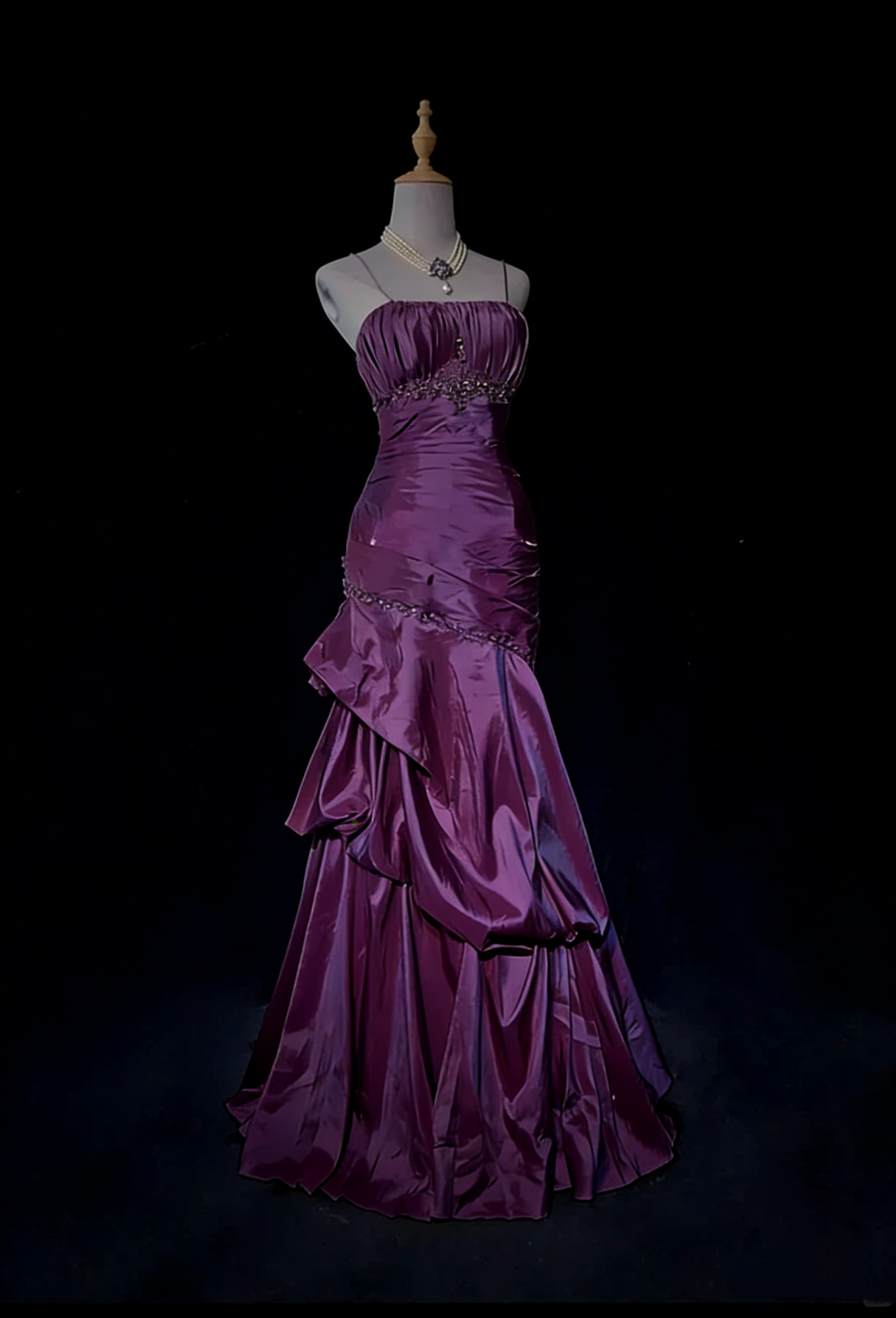 Elegant Mermaid Evening Dress Satin Prom Gown Beaded Party Dress DP5424