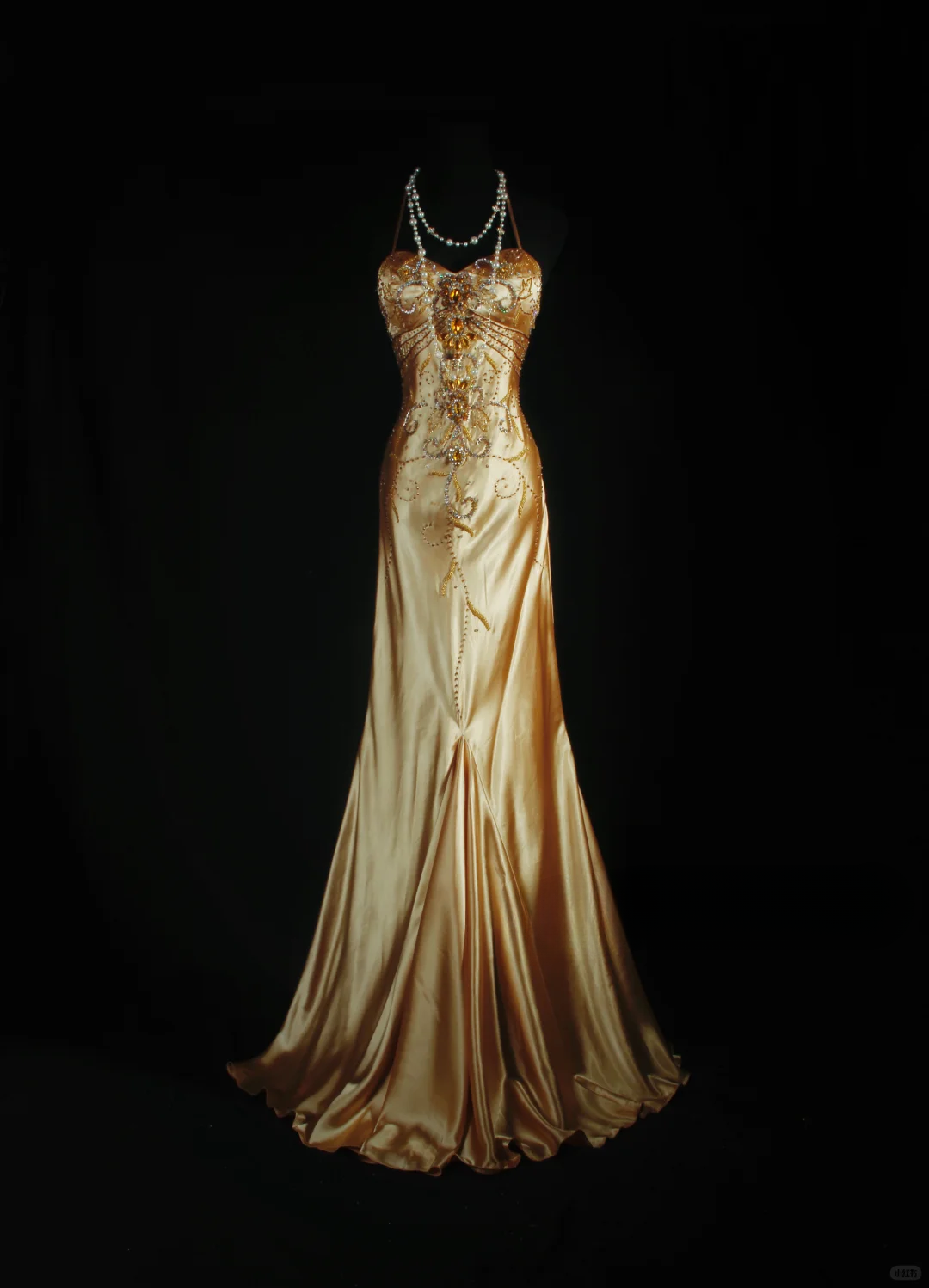 Glamorous Champagne Gold Satin Sweetheart Sheath Beaded Halter-Neck Evening Gown DP7380