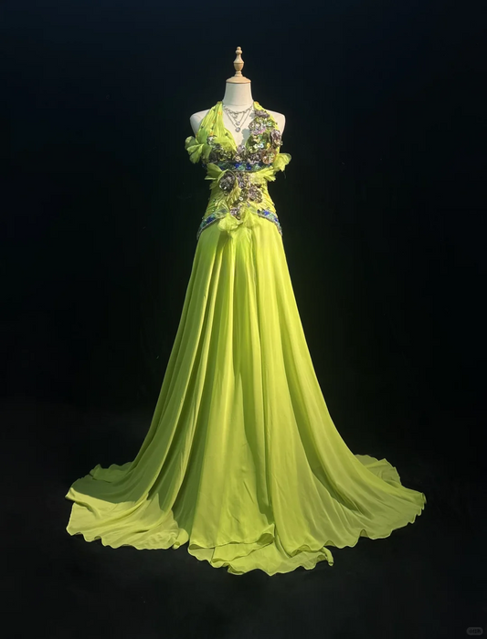 Glamouröses, limettengrünes Pailletten-Abendkleid mit Perlenbesatz, A-Linie und Neckholder, DP7108