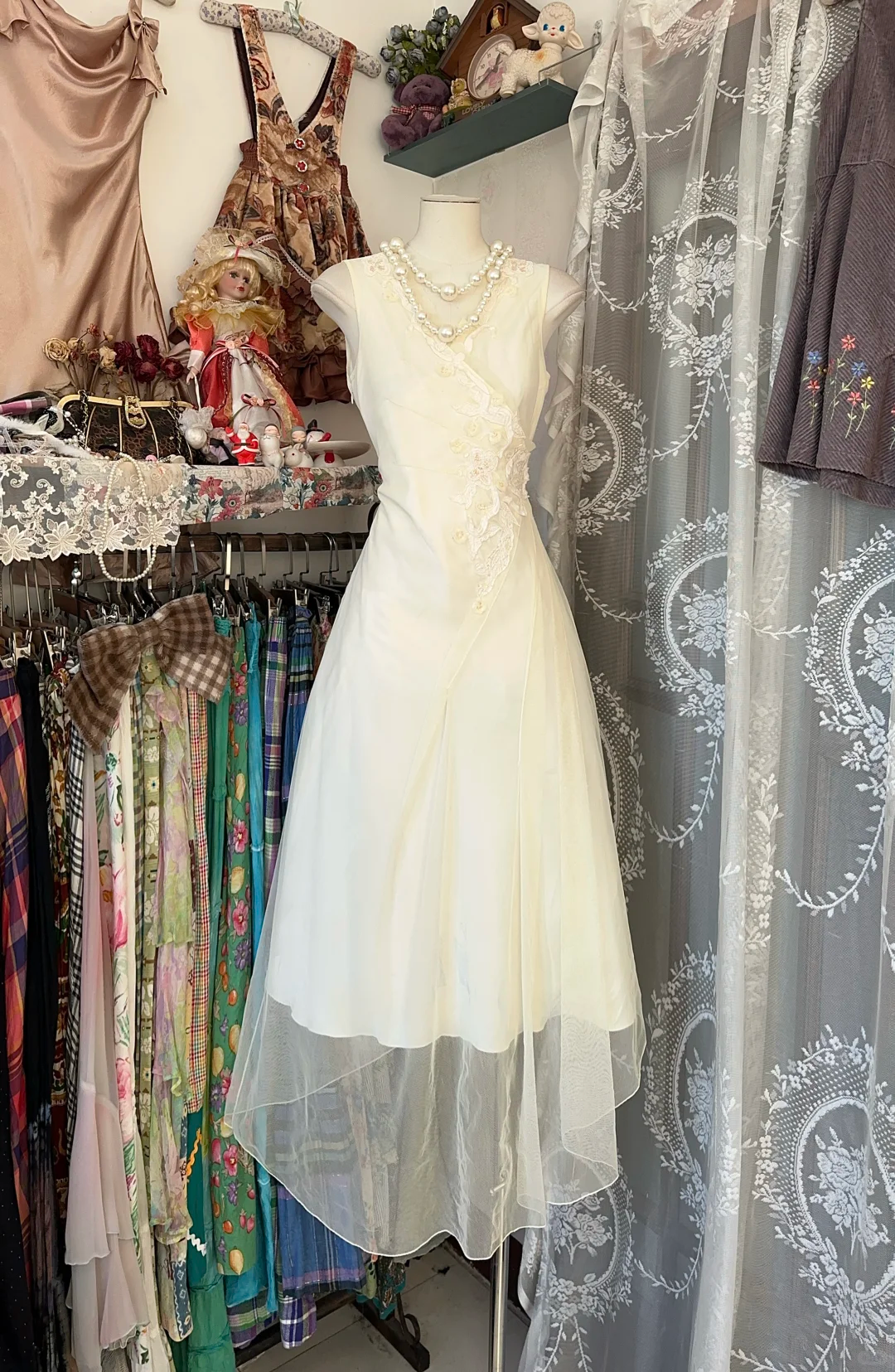 Light Ivory V Neck Sleeveless A-Line Vintage Long Evening Party Dress, DP4458