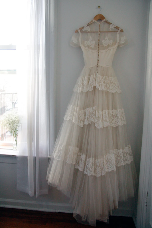 Retro Ivory Sleeveless A-Line Lace Vintage Wedding Dress Party Dress, DP4639