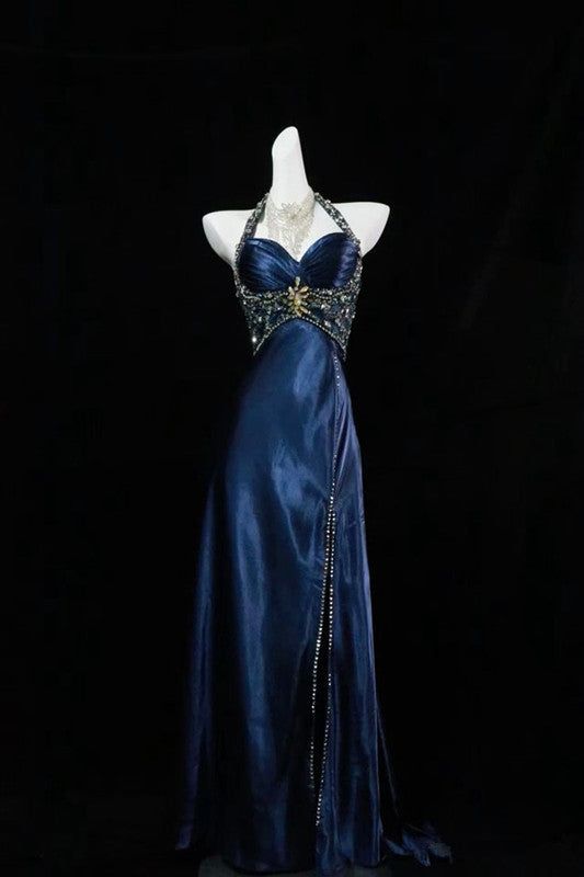 Robe de bal longue bleu marine à col licou et perles, DP4858