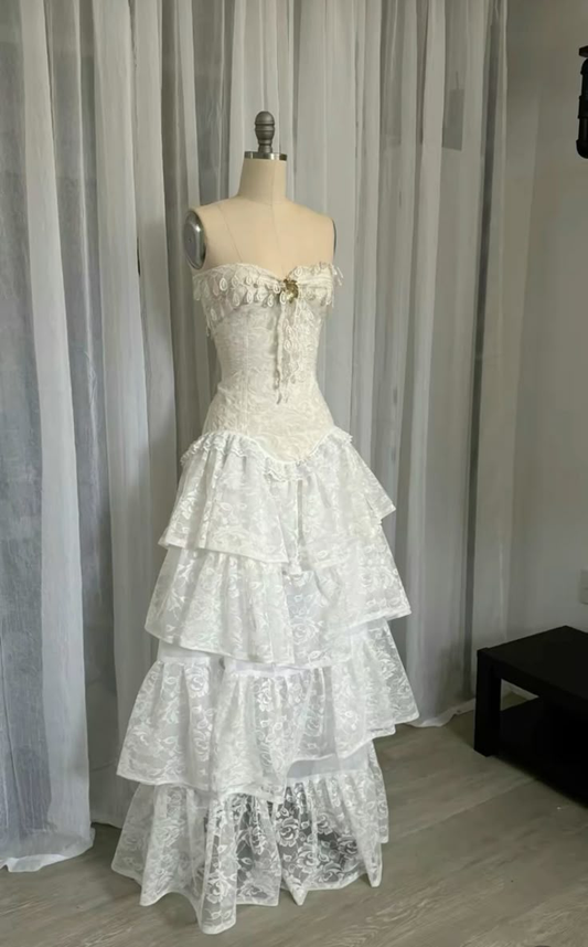 White Strapless A-Line Lace Tiered Vintage Wedding Dresses Party Dresses, DP5580