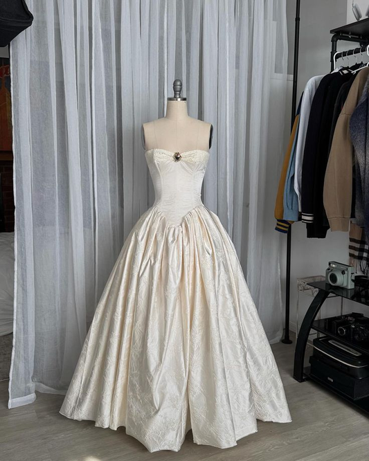 Retro Ivory Strapless A-Line Vintage Wedding Dresses Birthday Ball Gowns, DP5588