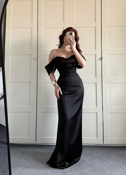 Elegantes schwarzes schulterfreies Meerjungfrau-Satin-Abendkleid, langes Partykleid, DP5695