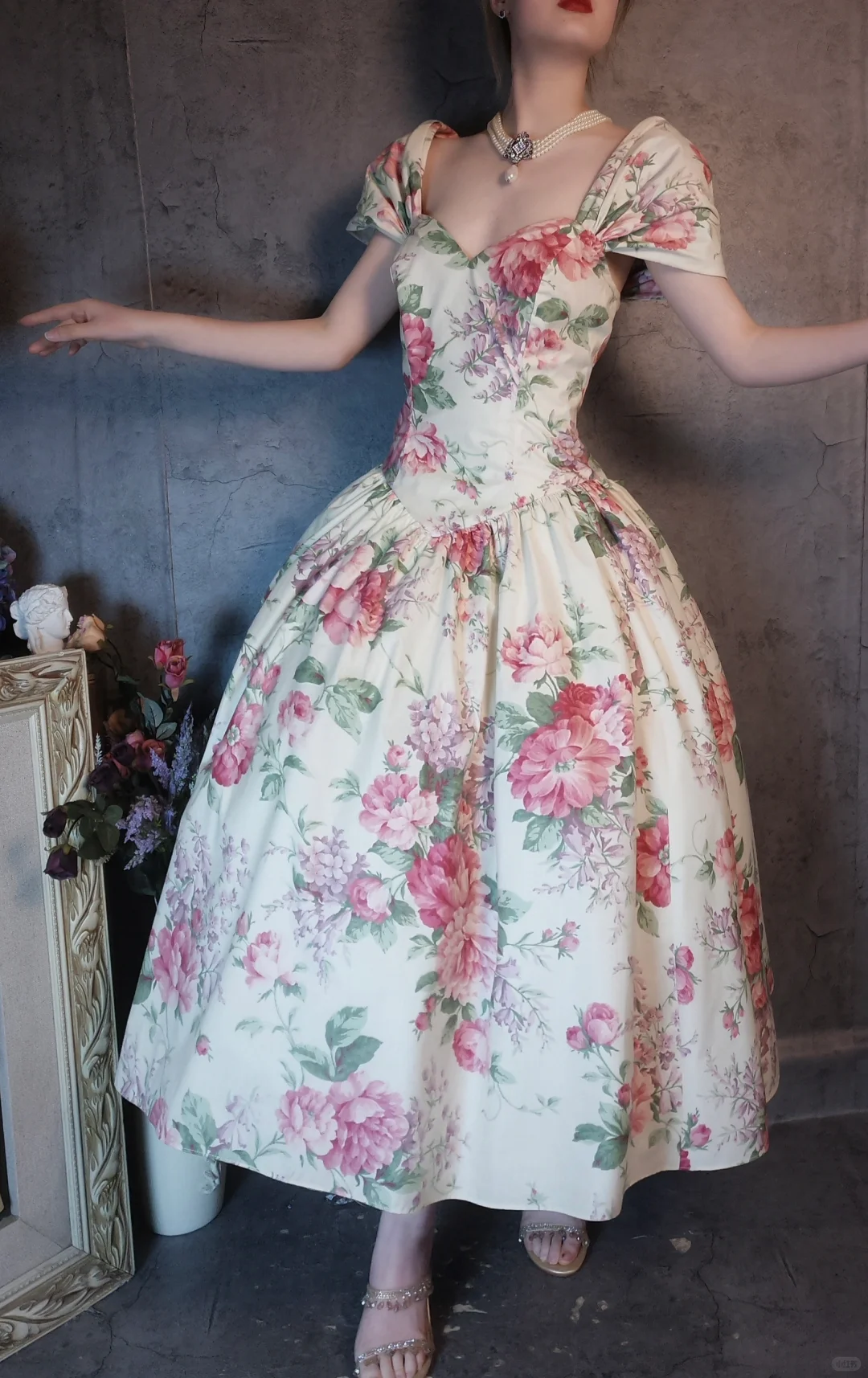 Vintage Sweetheart Floral Design Romantic Short-sleeved Evening Dress Prom Dress  DP6057