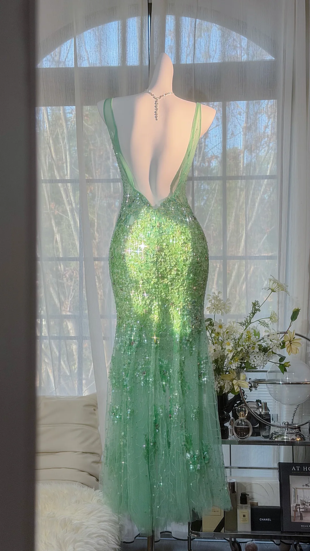 Glamorous Mint Green Sequin Mermaid Prom Gown V-Neck Beaded Evening Dress DP8127