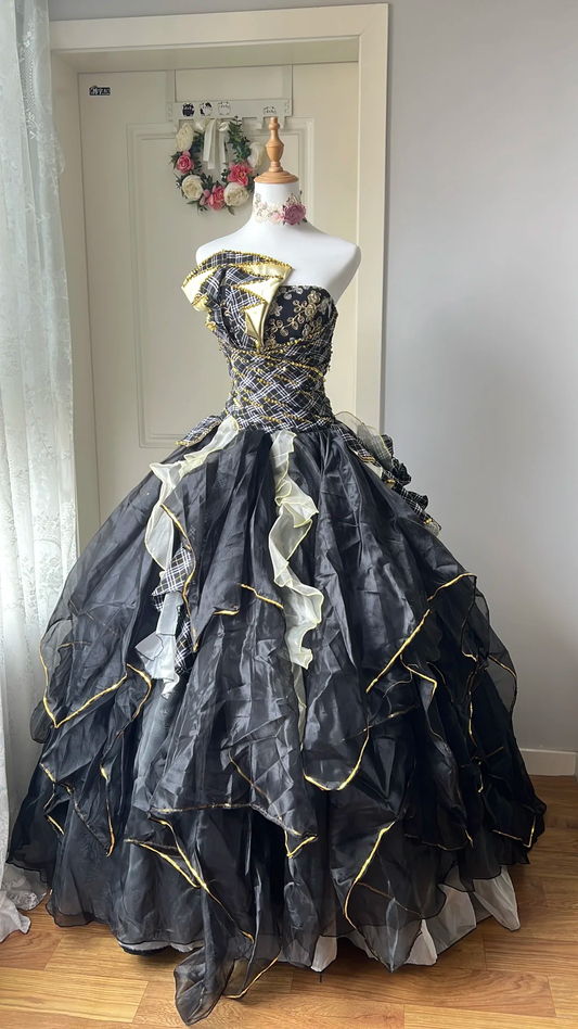 Glamorous Strapless A-Line Plaid Pattern Embroidered Bodice Sweet 16 Quinceanera Ball Gown DP7299