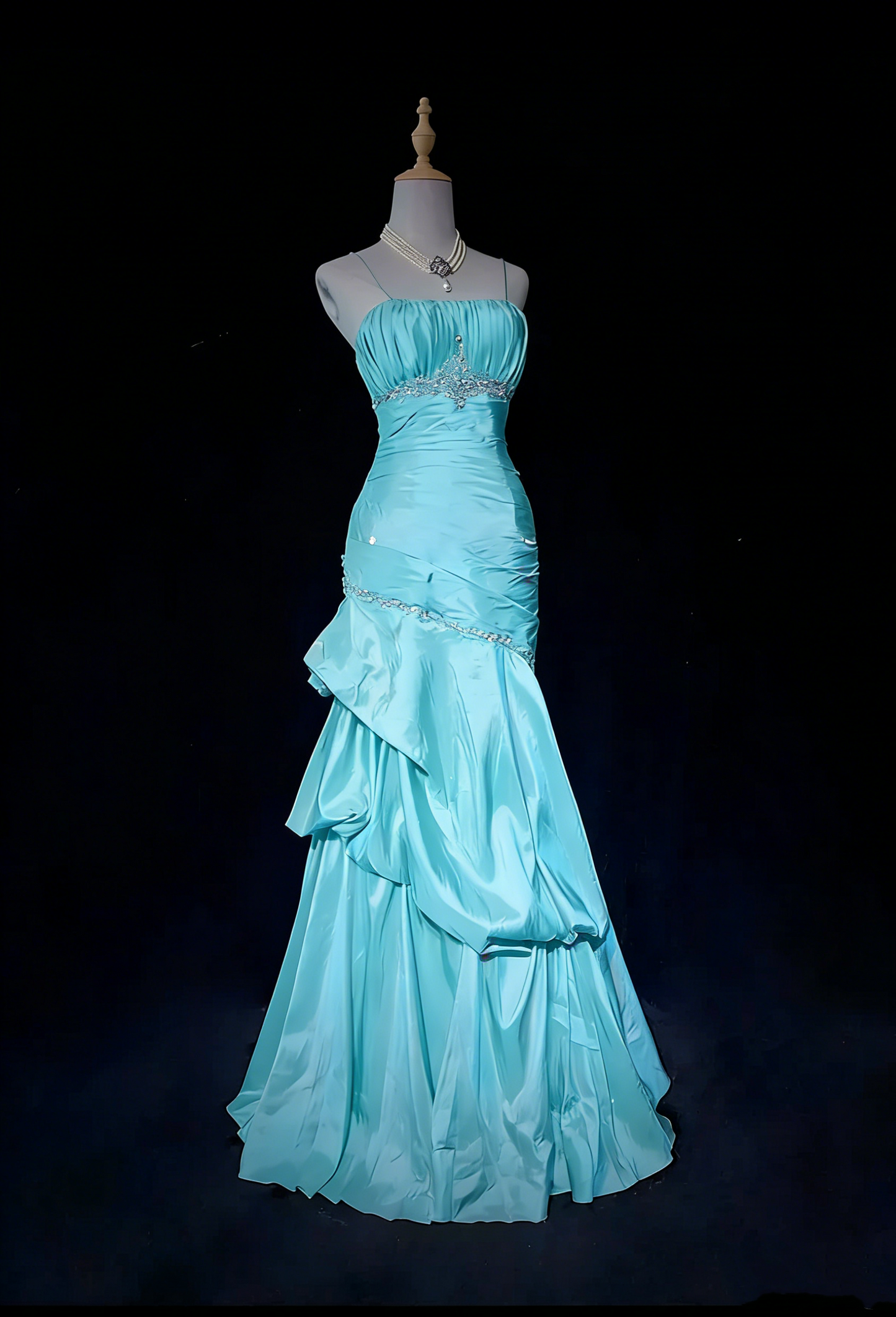 Elegant Mermaid Evening Dress Satin Prom Gown Beaded Party Dress DP5424