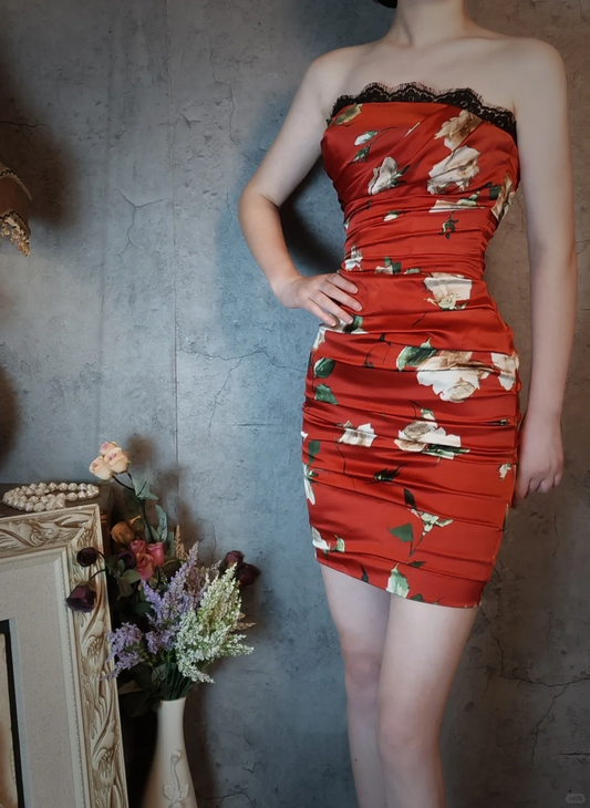 Vintage Red Floral Design Satin Strapless Romantic A-line Short Homecoming Dress DP6051