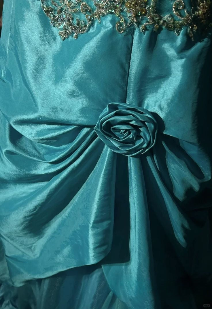 Vintage Turquoise Spaghetti Strap Beaded Embroidery Sweetheart Layered Taffeta Evening Gown DP7135