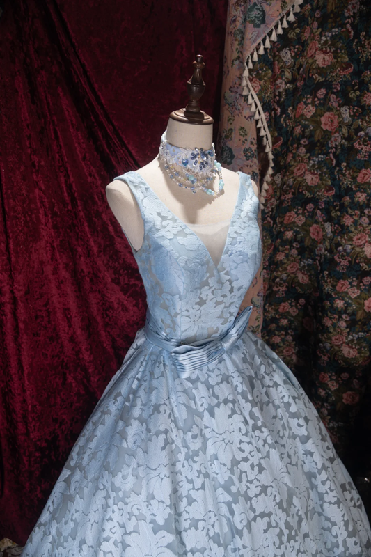 Elegant Blue Floral Lace Sleeveless V-Neck Ball Gown DP8351