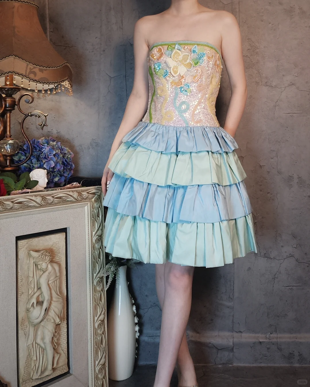 Retro Colorful Strapless Floral Design A-line Short Tiered Homecoming Dress  DP6059