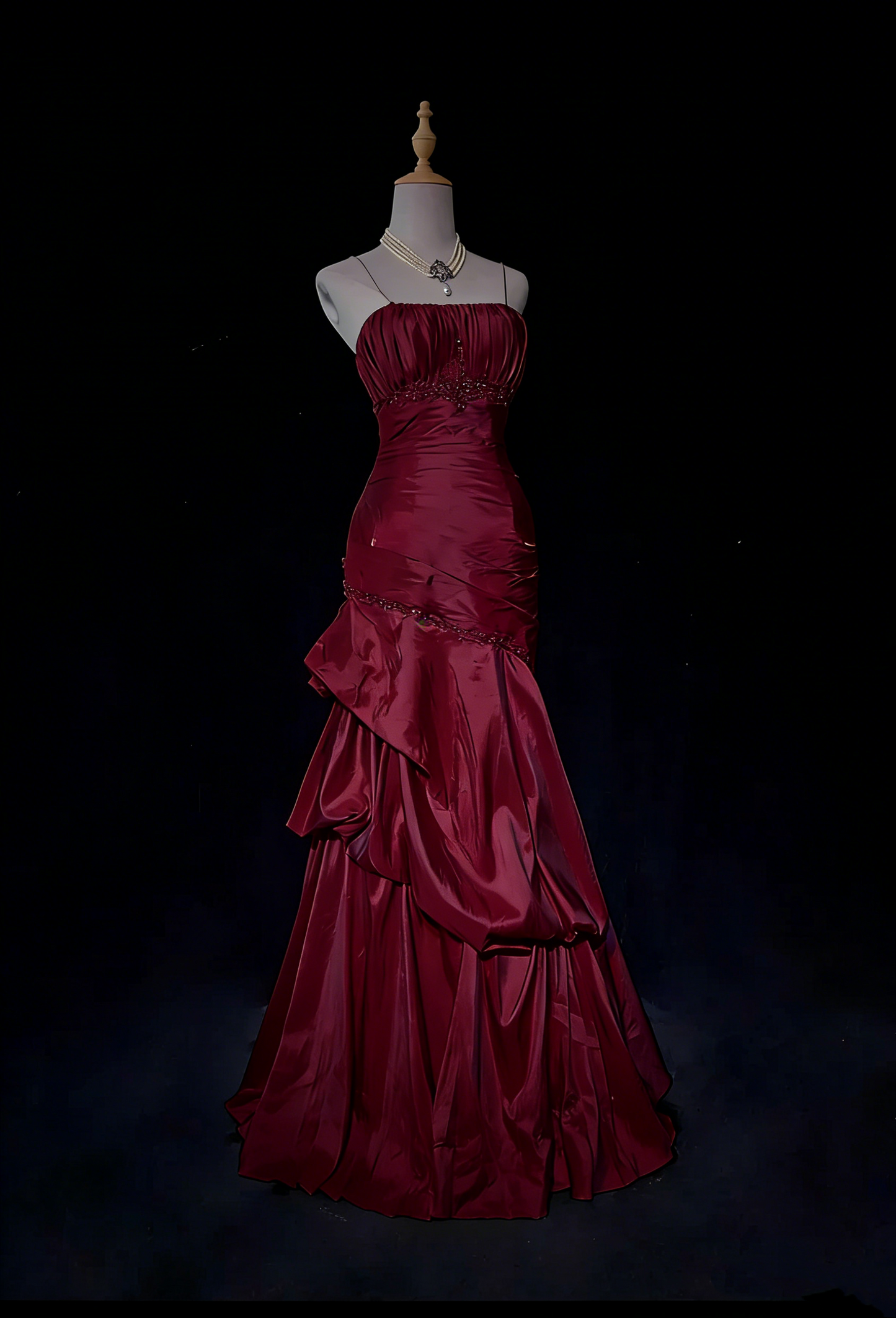 Elegant Mermaid Evening Dress Satin Prom Gown Beaded Party Dress DP5424