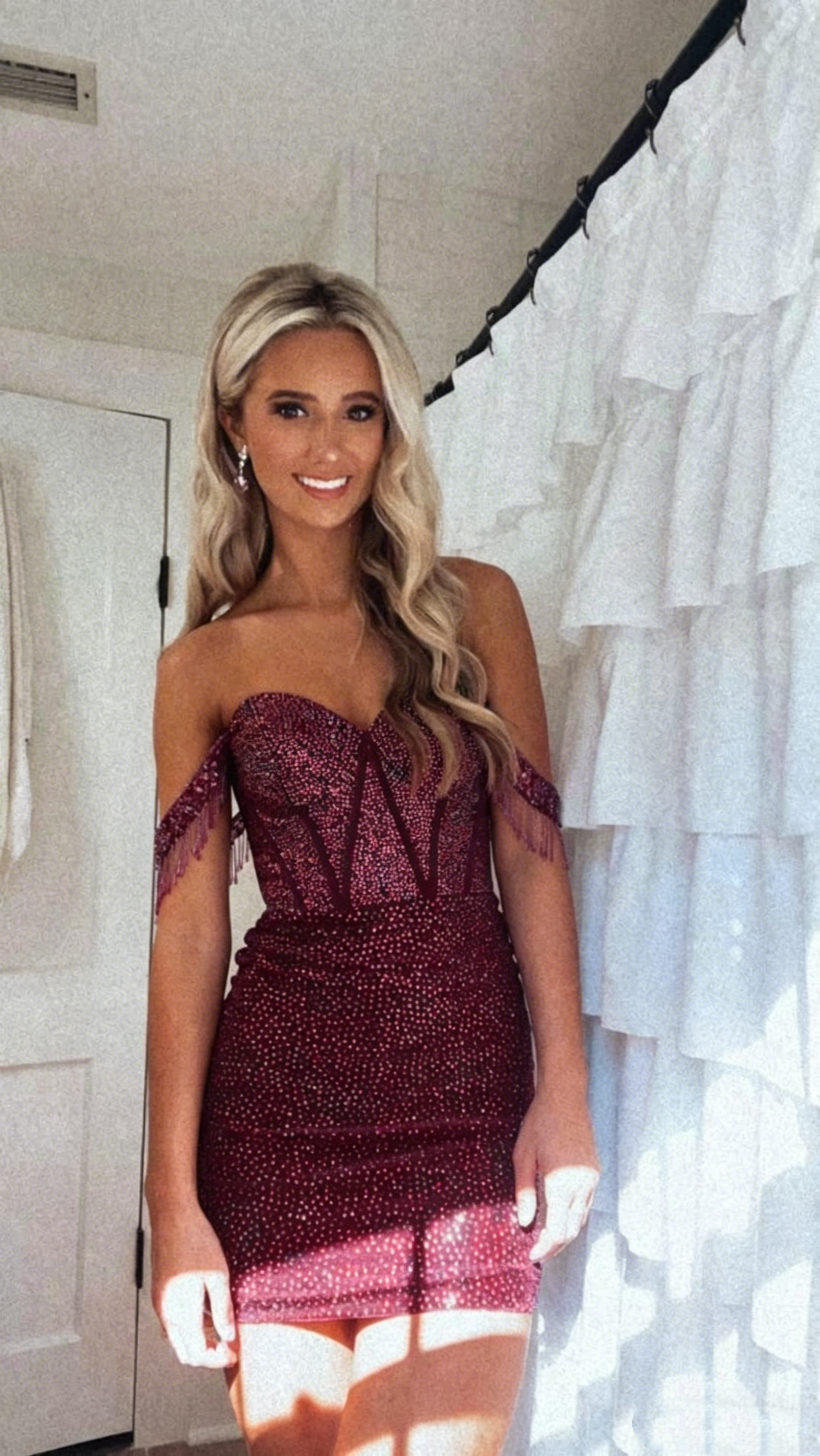 Vintage schulterfreies, perlenbesetztes, kurzes Sweetheart Homecoming-Kleid DP3427