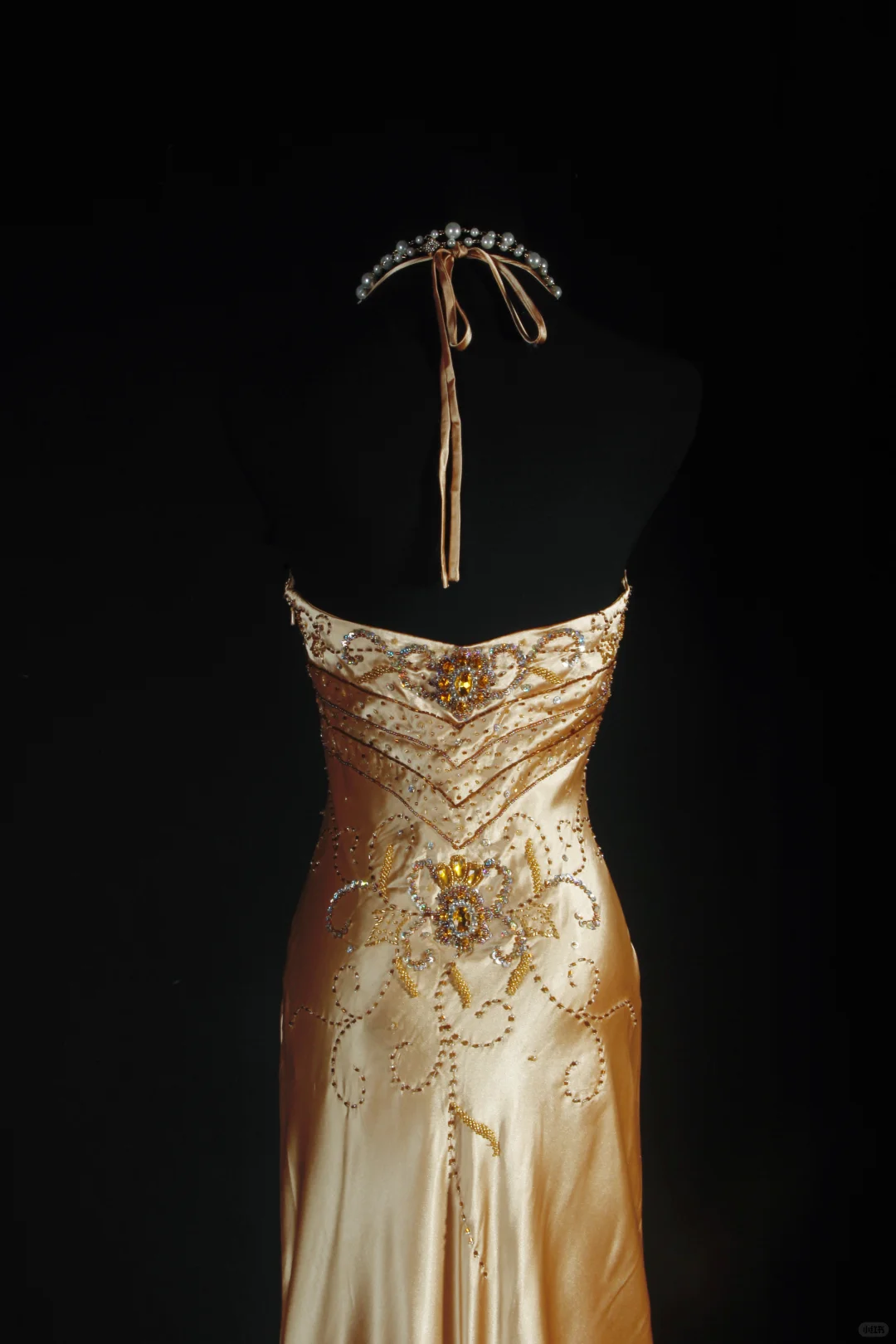 Glamorous Champagne Gold Satin Sweetheart Sheath Beaded Halter-Neck Evening Gown DP7380