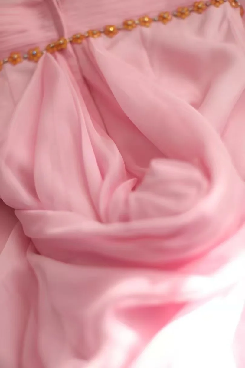 Glamorous Pink Chiffon Halter-Neck Ruched Bodice Prom Dress DP7649