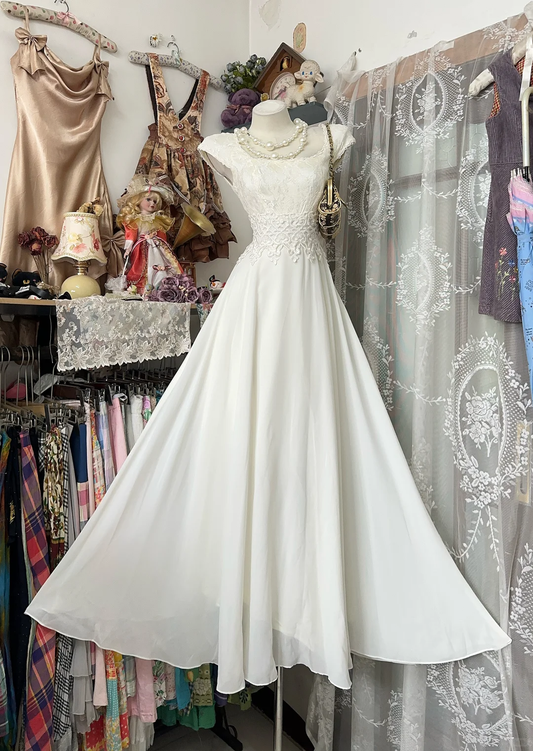Vintage White Lace Chiffon A-Line Cap Sleeves Evening Dress DP8317