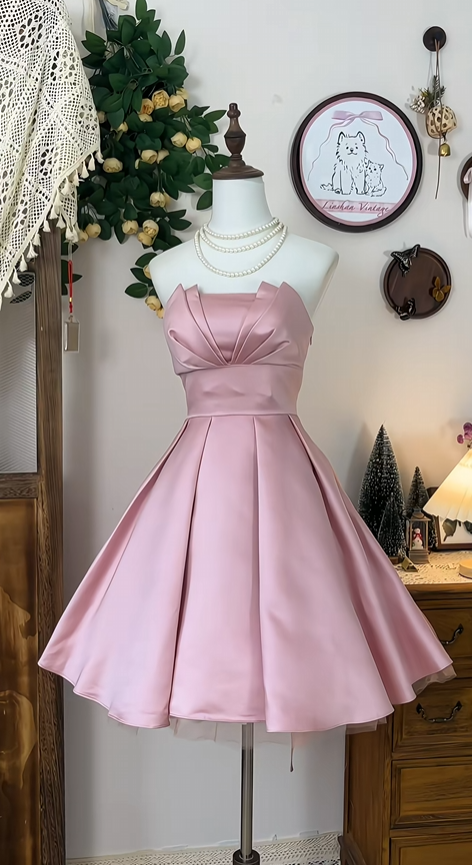 Simple Ruffle Strapless Design A-line Elegant Satin Homecoming Dress Party Dress DP6182