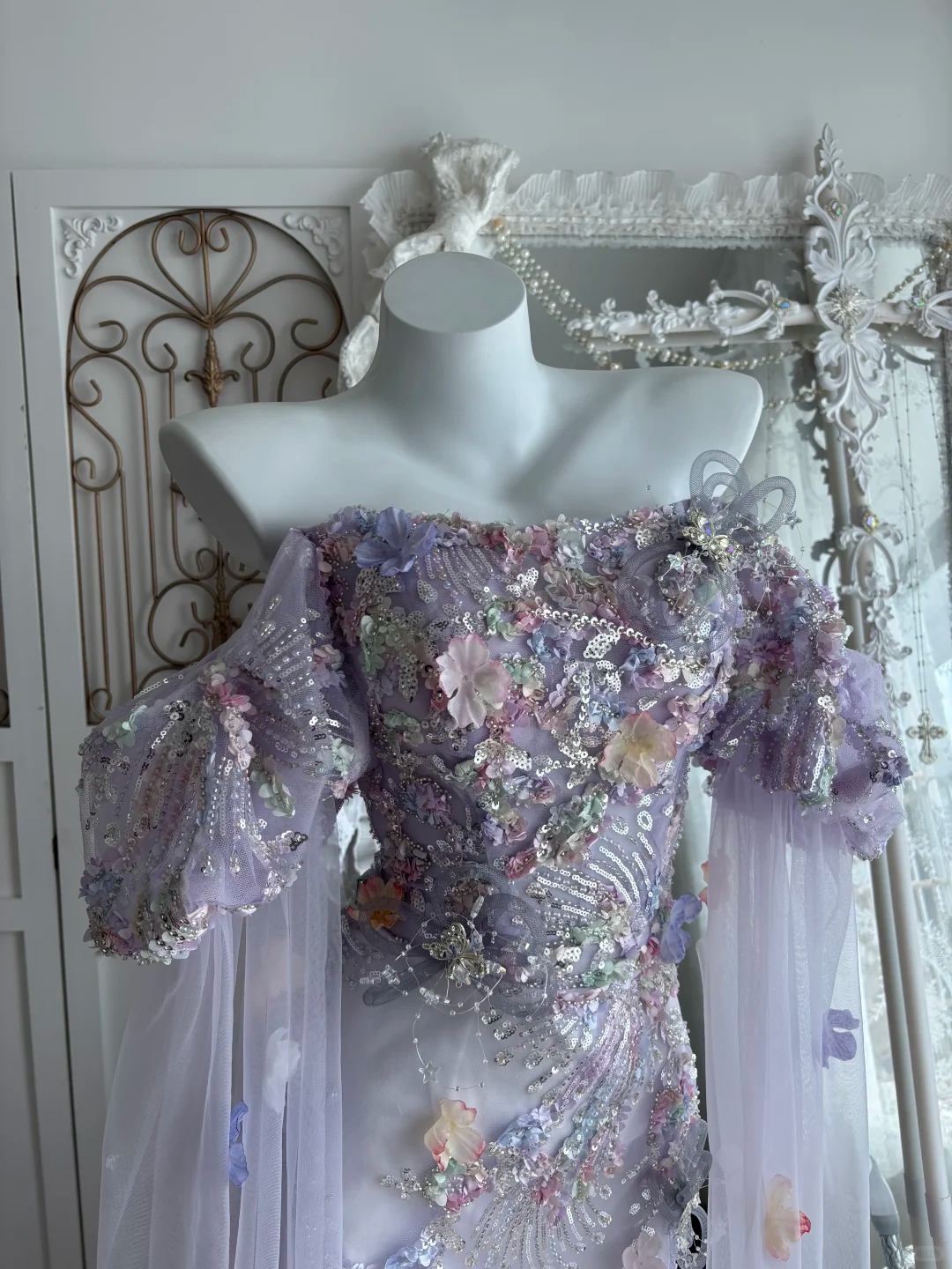 Glamorous Lavender Off-the-Shoulder Mermaid Prom Dress Tulle Puff Sleeve Beaded Evening Gown DP8131