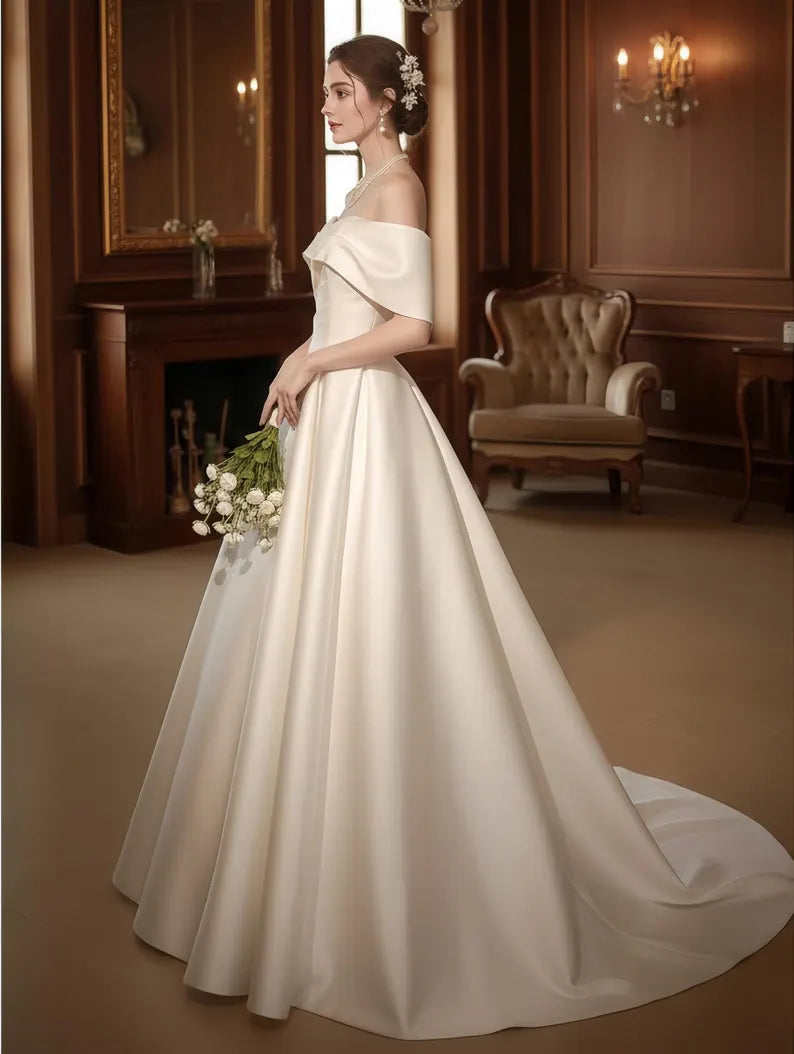 Vintage Ivoryt Off-the-Shoulder Satin A-Line Wedding Dress DP8609