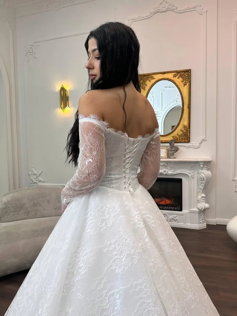 Vintage Ivory Off-the-Shoulder Long Lace Sleeve Beaded Sweetheart A-Line Wedding Dress DP8610