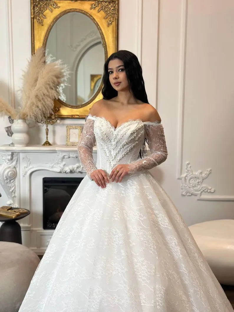 Vintage Ivory Off-the-Shoulder Long Lace Sleeve Beaded Sweetheart A-Line Wedding Dress DP8610
