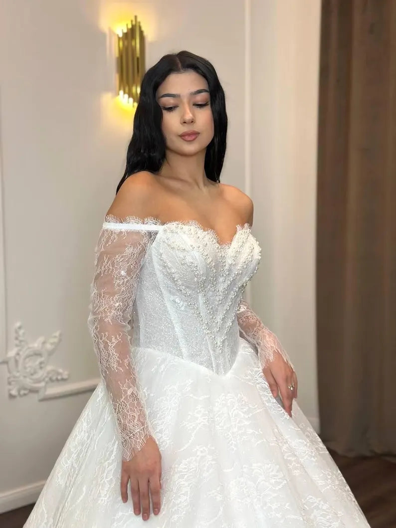 Vintage Ivory Off-the-Shoulder Long Lace Sleeve Beaded Sweetheart A-Line Wedding Dress DP8610