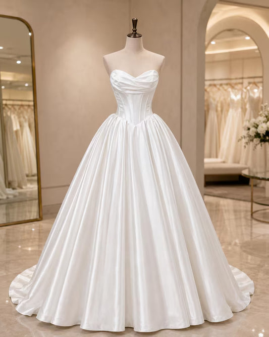 Vintage Ivory Strapless Sweetheart Satin A-Line Wedding Dress DP8602