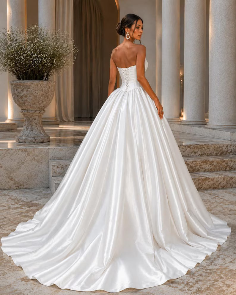 Vintage Ivory Strapless Sweetheart Satin A-Line Wedding Dress DP8602