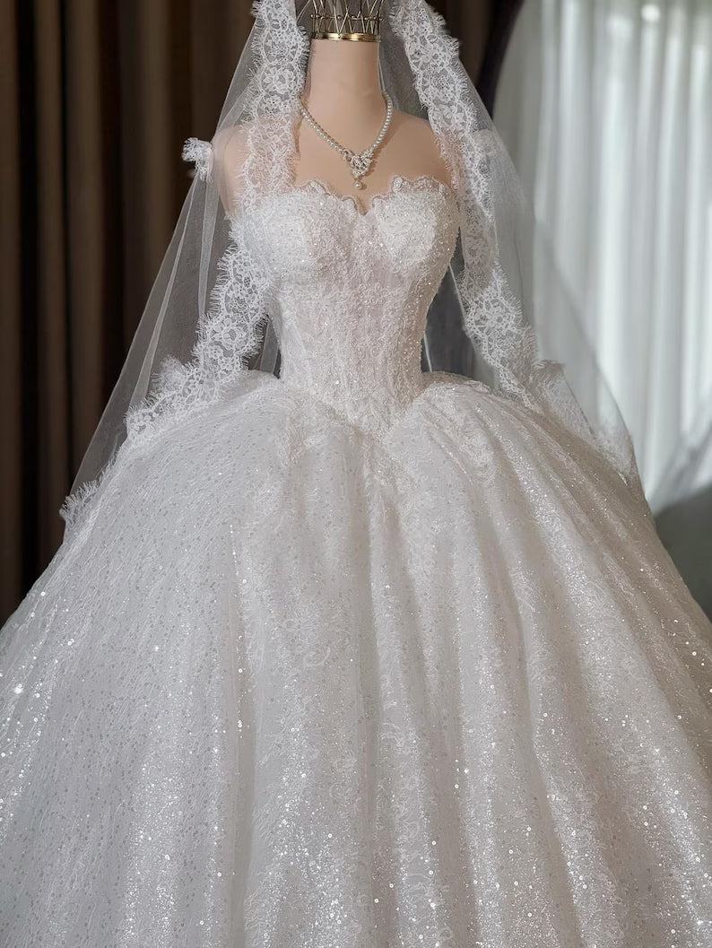 Romantic Sweetheart Sparkly Glitter Lace Veil A-Line Wedding Dress DP8587